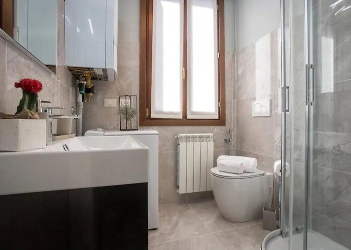 Appartement San Marco Elegant - Vista Sul Campanile Venetië